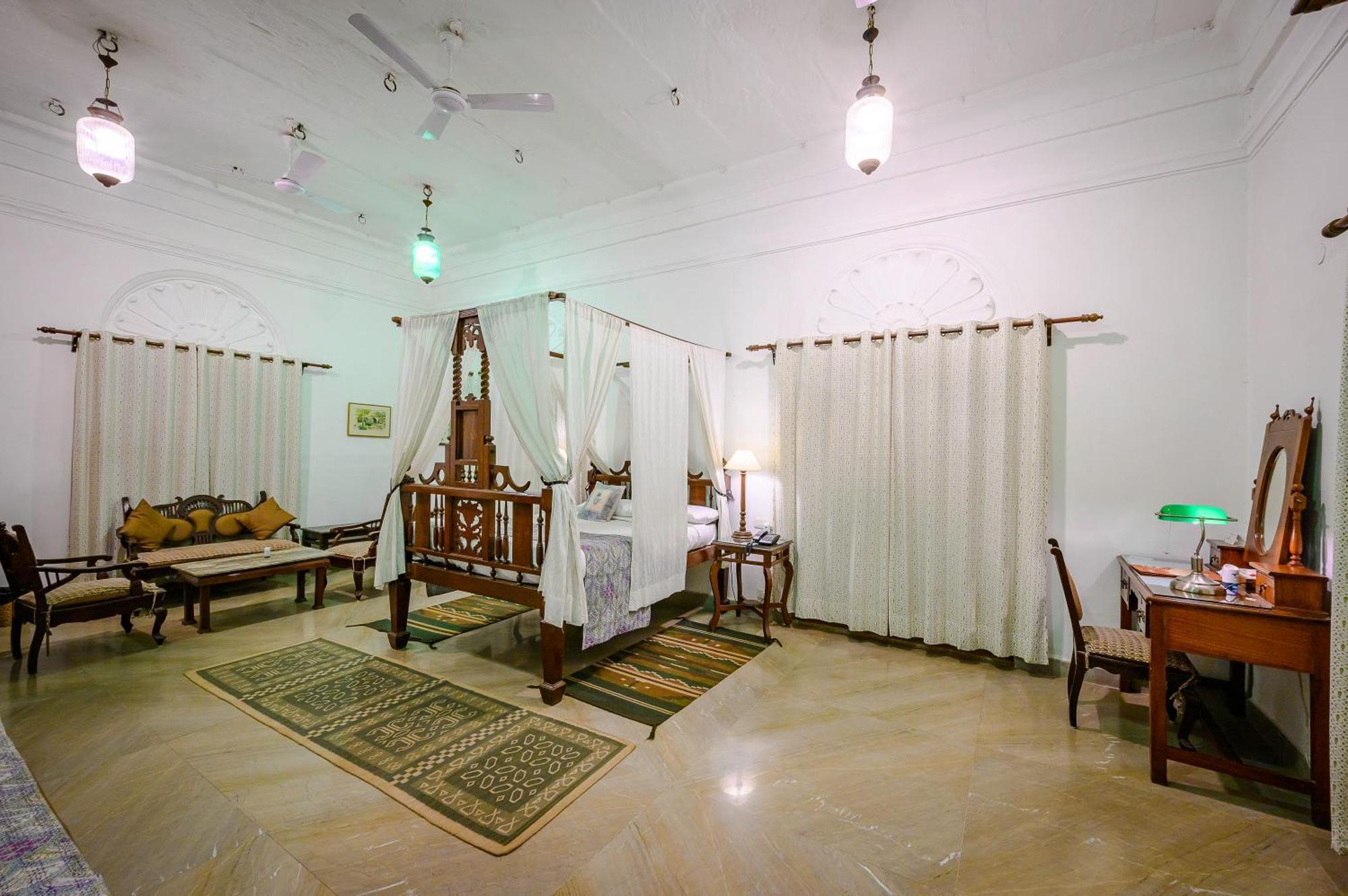 Neemrana'S - Deo Bagh Ξενοδοχείο Gwalior Εξωτερικό φωτογραφία